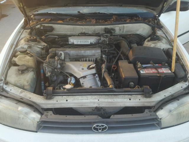 4T1SK11E6NU059892 - 1992 TOYOTA CAMRY DLX 白色 照片 7