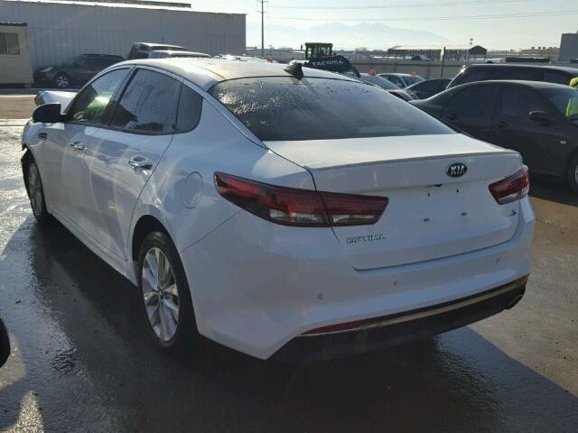 5XXGT4L34JG207252 - 2018 KIA OPTIMA LX WHITE photo 3