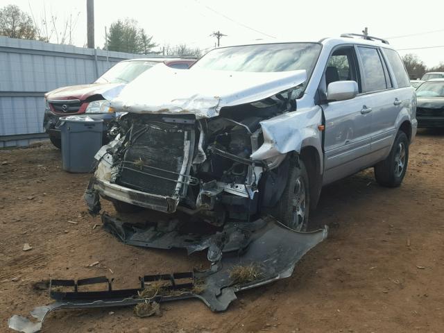 5FNYF18458B020918 - 2008 HONDA PILOT EX SILVER photo 2