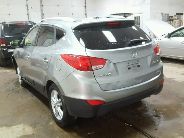 KM8JUCAC9DU758531 - 2013 HYUNDAI TUCSON GLS SILVER photo 3