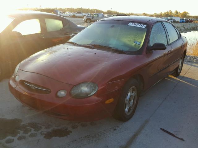 1FAFP53U8XA137800 - 1999 FORD TAURUS SE RED photo 2