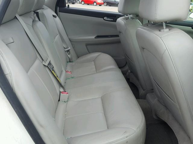 2G1WD58C469331195 - 2006 CHEVROLET IMPALA SUP 白色 照片 6
