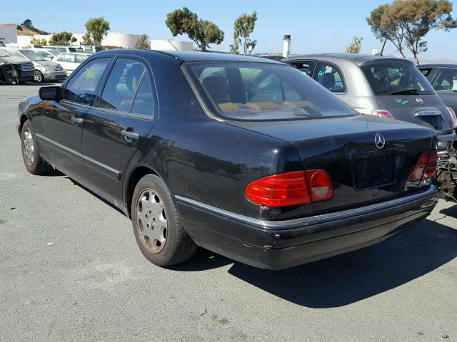 WDBJF72FXVA171271 - 1997 MERCEDES-BENZ E 420 BLACK photo 3