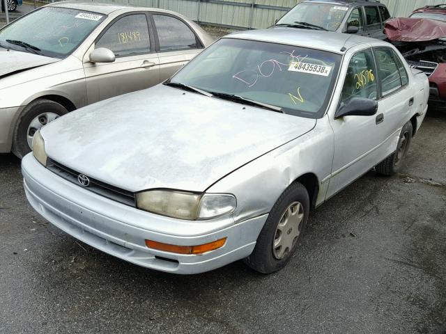 4T1SK11E4PU182531 - 1993 TOYOTA CAMRY DX SILVER photo 2