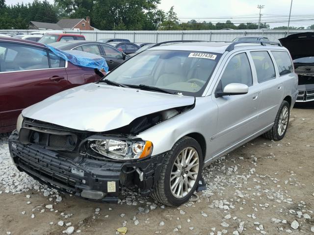 YV1SW592662599857 - 2006 VOLVO V70 2.5T SILVER photo 2