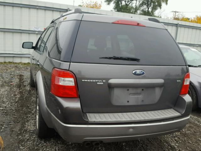 1FMDK05185GA09262 - 2005 FORD FREESTYLE GRAY photo 3