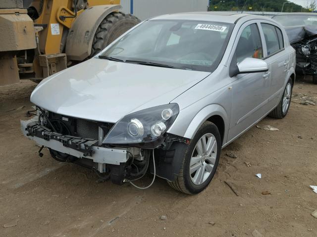 W08AR671485117275 - 2008 SATURN ASTRA XE SILVER photo 2