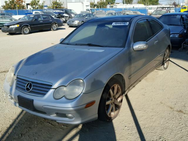 WDBRN40JX3A432276 - 2003 MERCEDES-BENZ C 230K SPO GRAY photo 2