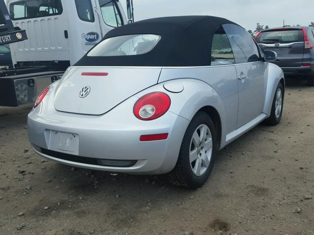 3VWRG31Y67M420696 - 2007 VOLKSWAGEN NEW BEETLE SILVER photo 4