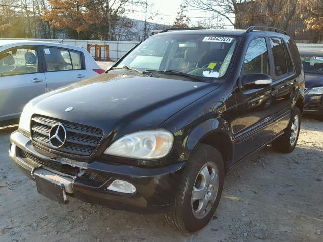 4JGAB57E54A467603 - 2004 MERCEDES-BENZ ML 350 BLACK photo 2