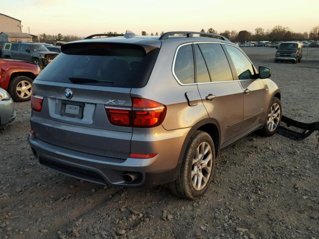 5UXZV4C5XD0B20290 - 2013 BMW X5 XDRIVE3 GRAY photo 4