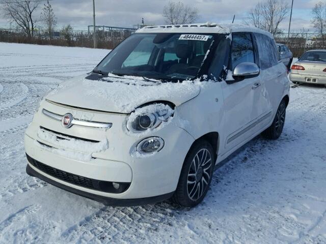 ZFBCFACH0EZ005515 - 2014 FIAT 500L LOUNG WHITE photo 2