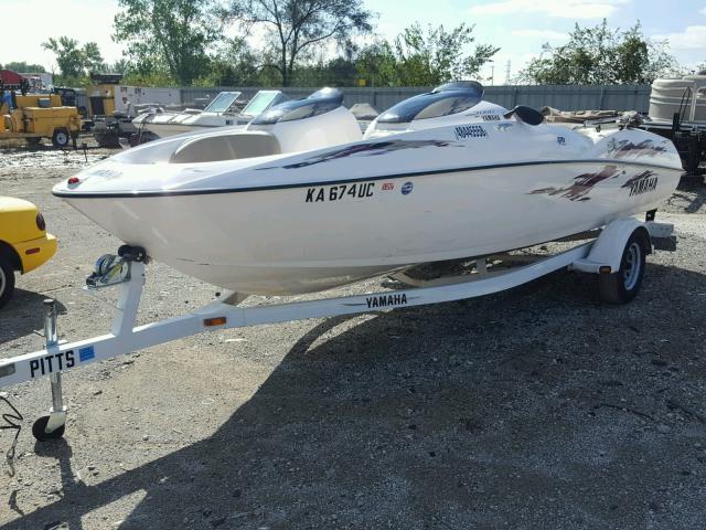 YAMCG424L899 - 1999 YAMAHA MARINE/TRL WHITE photo 2