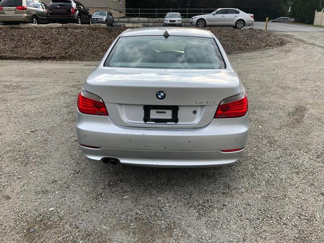 WBANV13569C156251 - 2009 BMW 528 XI SILVER photo 5