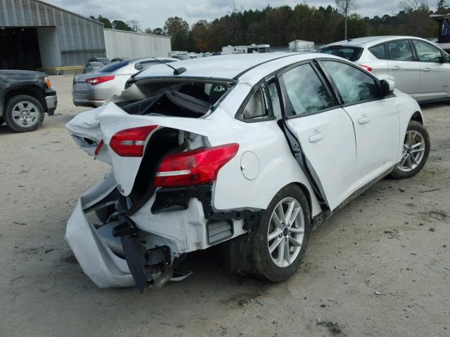 1FADP3F27GL312290 - 2016 FORD FOCUS SE WHITE photo 4