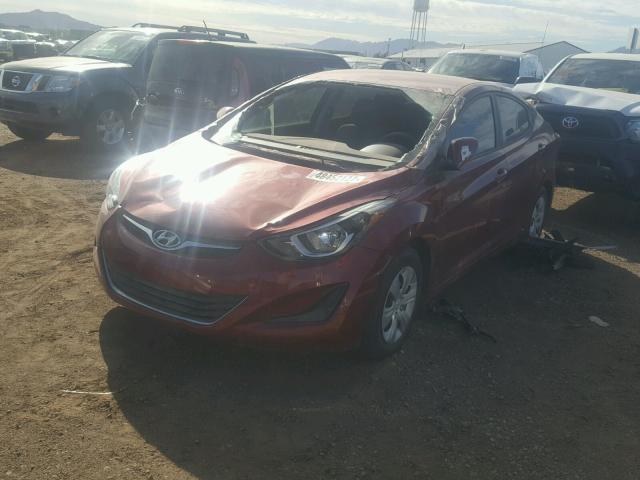 5NPDH4AE7GH687521 - 2016 HYUNDAI ELANTRA SE RED photo 2