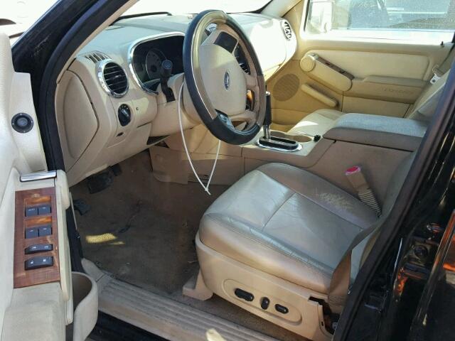 1FMEU64E56UB25835 - 2006 FORD EXPLORER E BLACK photo 9