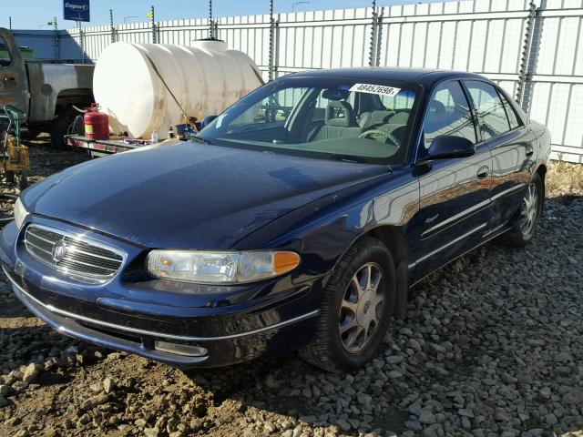 2G4WB52KXW1578812 - 1998 BUICK REGAL LS BLUE photo 2