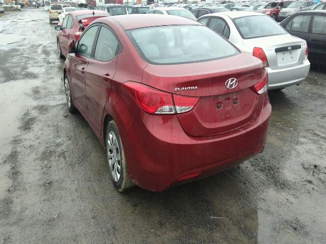 5NPDH4AE6BH007617 - 2011 HYUNDAI ELANTRA GL RED photo 3