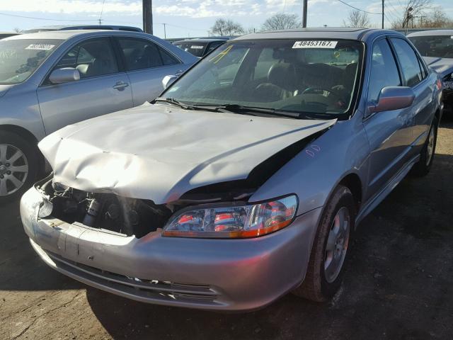 1HGCG165X2A067835 - 2002 HONDA ACCORD EX GRAY photo 2