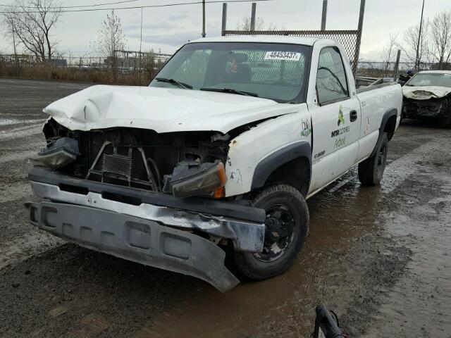 1GCGC24U53Z165878 - 2003 CHEVROLET SILVERADO WHITE photo 2