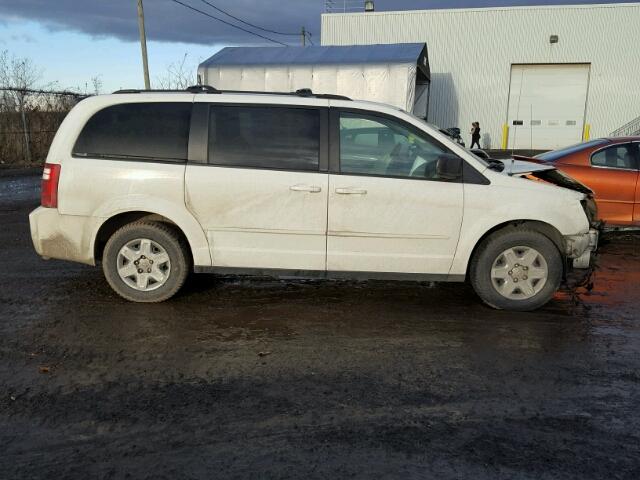 2D8HN44E09R697241 - 2009 DODGE GRAND CARA WHITE photo 10