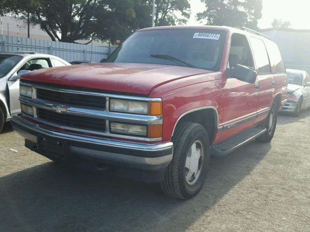 1GNEK13R1VJ384377 - 1997 CHEVROLET TAHOE K150 RED photo 2