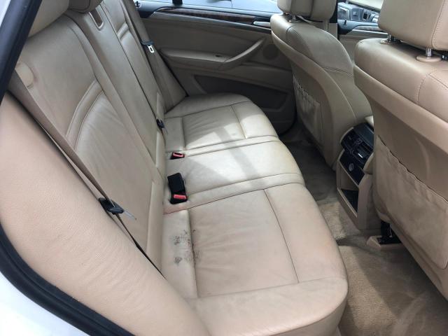 5UXFE8C54AL310846 - 2010 BMW X5 XDRIVE4 白色 照片 7