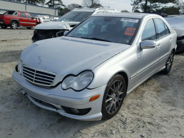 WDBRF52H67F883999 - 2007 MERCEDES-BENZ C 230 SILVER photo 2