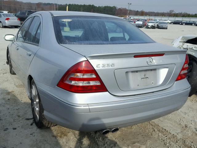 WDBRF52H67F883999 - 2007 MERCEDES-BENZ C 230 SILVER photo 3