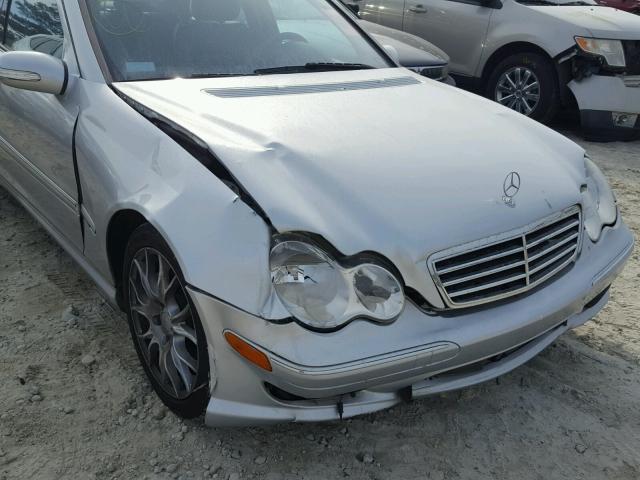 WDBRF52H67F883999 - 2007 MERCEDES-BENZ C 230 SILVER photo 9