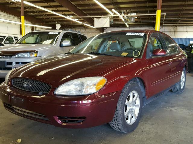 1FAFP56U26A221363 - 2006 FORD TAURUS SEL MAROON photo 2