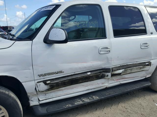 1GKEC16ZX2J221003 - 2002 GMC YUKON XL C WHITE photo 9