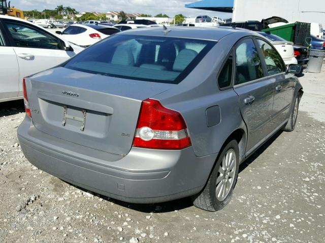 YV1MS382X42024930 - 2004 VOLVO S40 2.4I GRAY photo 4