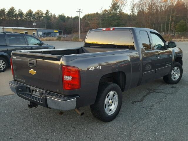 1GCRKSE34BZ282111 - 2011 CHEVROLET SILVERADO GRAY photo 4