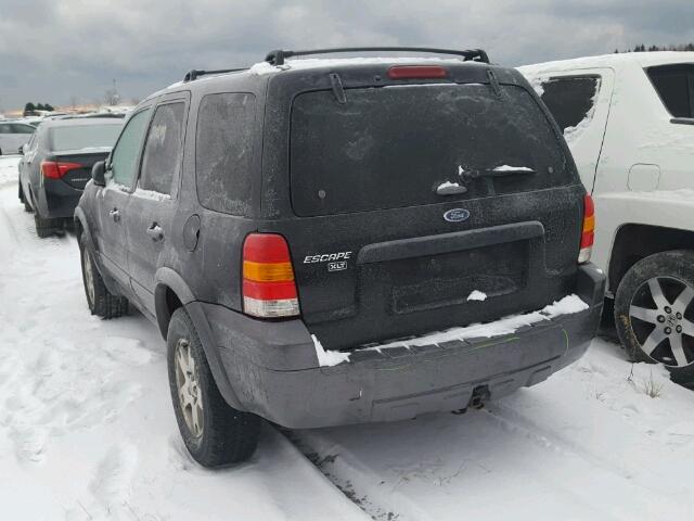 1FMYU93185KA76606 - 2005 FORD ESCAPE XLT BLACK photo 3