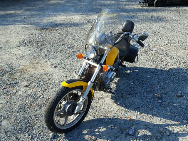 1HFSC1807VA102509 - 1997 HONDA VT1100 C1A YELLOW photo 2