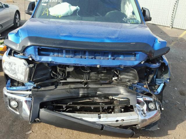 5TFUY5F19GX522912 - 2016 TOYOTA TUNDRA DOU BLUE photo 7