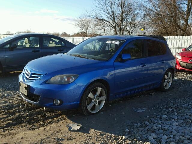 JM1BK143X61527740 - 2006 MAZDA 3 HATCHBAC BLUE photo 2