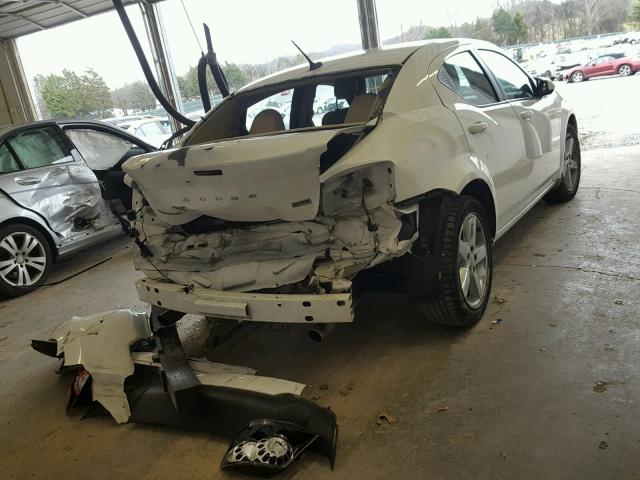 1B3BD2FG2BN587094 - 2011 DODGE AVENGER LU WHITE photo 4