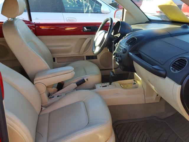 3VWRG31Y49M403480 - 2009 VOLKSWAGEN NEW BEETLE Qırmızı foto 5