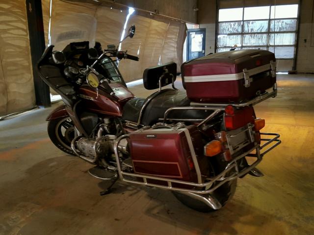 1HFSC0208CA217149 - 1982 HONDA GL1100 MAROON photo 3