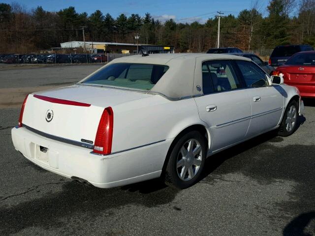 1G6KD57Y47U139799 - 2007 CADILLAC DTS WHITE photo 4