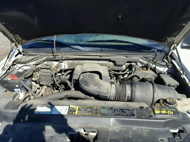 1FTRF17W62NB50402 - 2002 FORD F150 WHITE photo 7