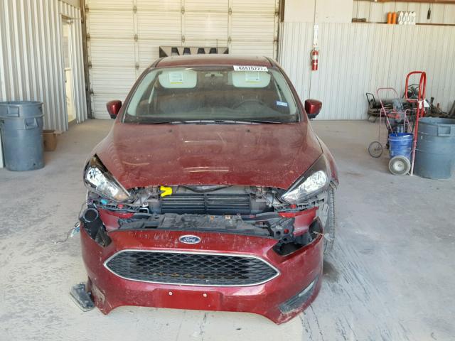 1FADP3K27GL360717 - 2016 FORD FOCUS SE RED photo 9