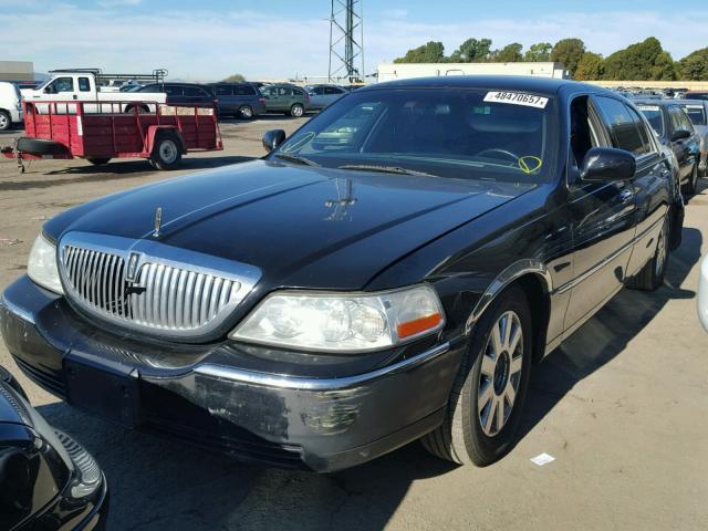 1LNHM84W04Y679792 - 2004 LINCOLN TOWN CAR E BLACK photo 2