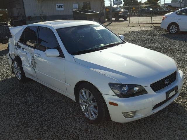 JTHBD192630071214 - 2003 LEXUS IS 300 WHITE photo 1