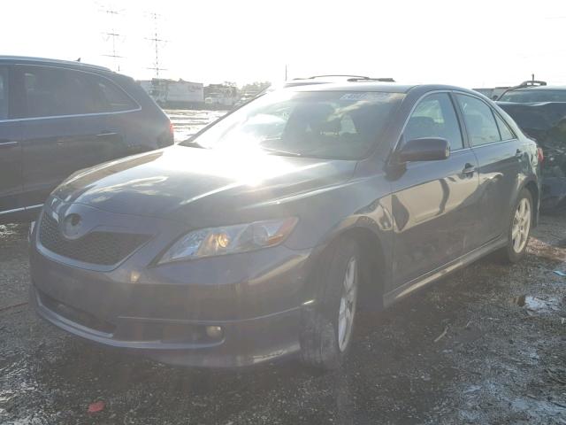 4T1BE46K19U410348 - 2009 TOYOTA CAMRY BASE GRAY photo 2