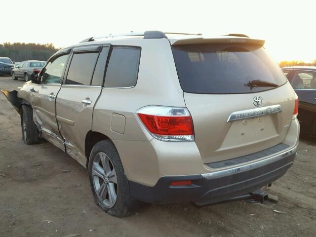 5TDDK3EH9CS125236 - 2012 TOYOTA HIGHLANDER TAN photo 3