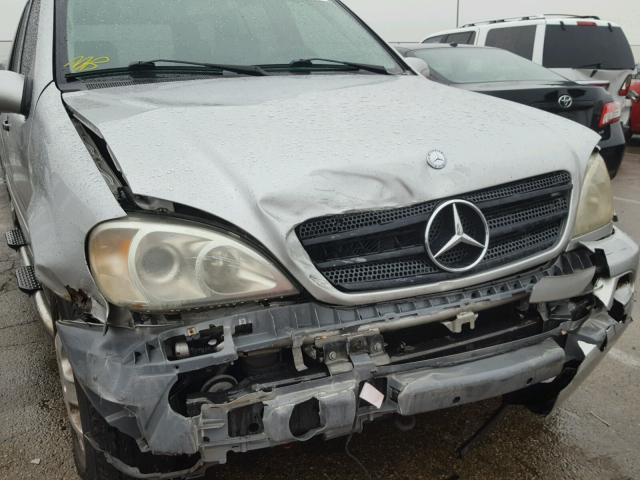 4JGAB54E73A385472 - 2003 MERCEDES-BENZ ML 320 GRAY photo 9